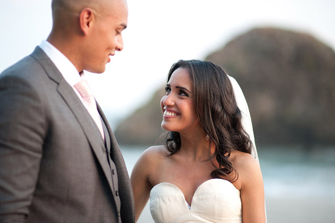 Pink & Gray Beach Wedding | Comfort Studio-07