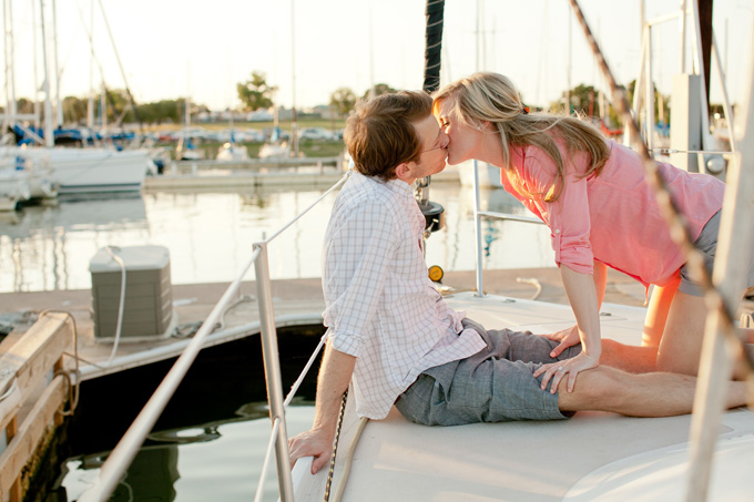 boat engagement | Bethany Carlson Photography-08
