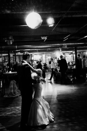 modern spring wedding | Two Birds Photography-23