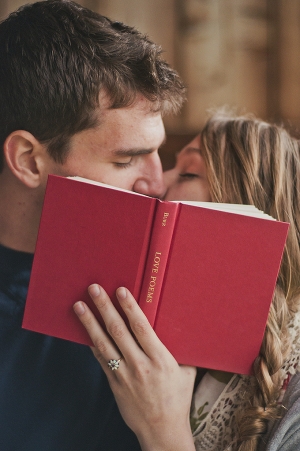 vintage rustic engagement | Cozbi Jean Photography-05
