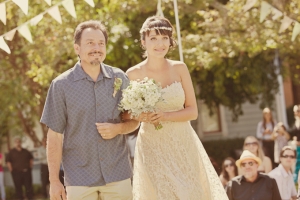 Rustic Summer Wedding | Lindsey Gomes-08