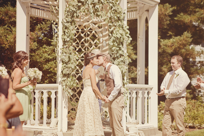 Rustic Summer Wedding | Lindsey Gomes-10