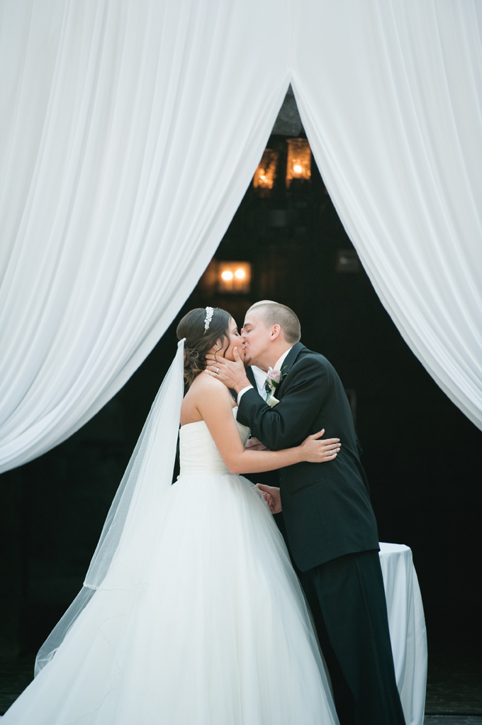classic purple wedding | Jordan Weiland Photography-11