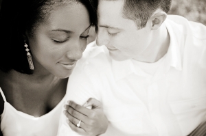 summer picnic engagement | Captured Photography by Jenny