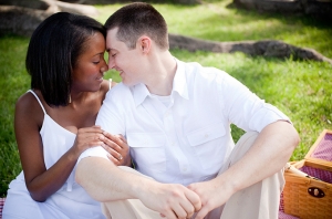 summer picnic engagement | Captured Photography by Jenny