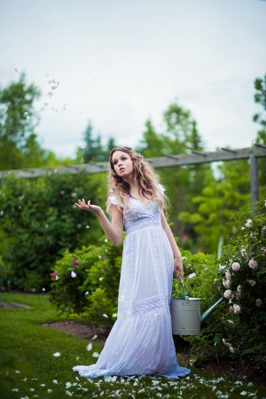 garden bridal shoot | Just For You Photography