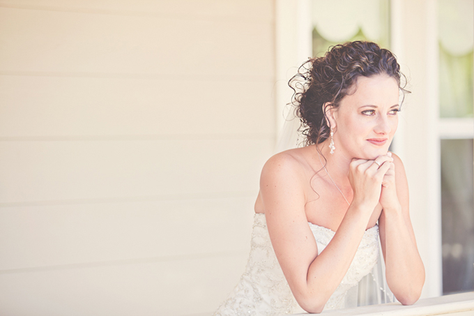 purple shabby chic wedding | Lindsey Gomes