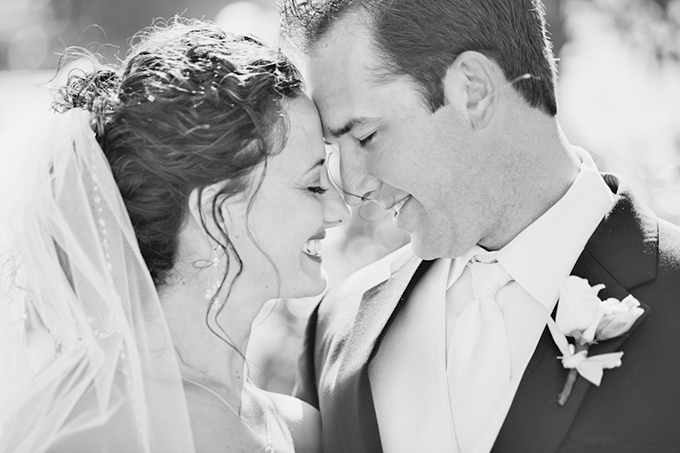 purple shabby chic wedding | Lindsey Gomes
