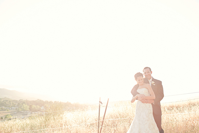 purple shabby chic wedding | Lindsey Gomes