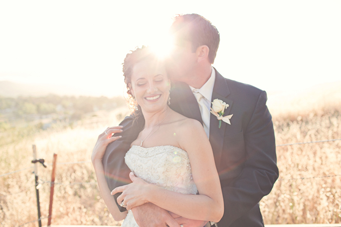 purple shabby chic wedding | Lindsey Gomes