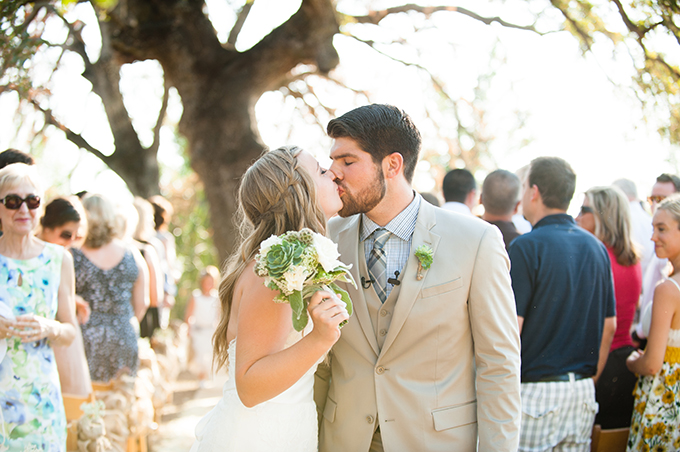 rustic succulent wedding | Carmen Salazar Photography