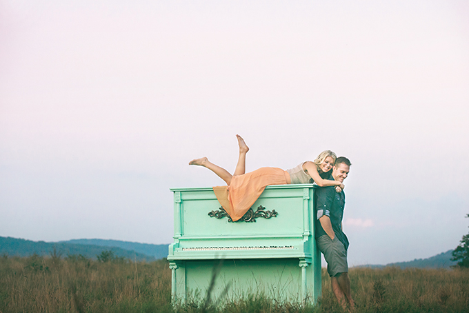 rustic vintage engagement | Jessie Holloway