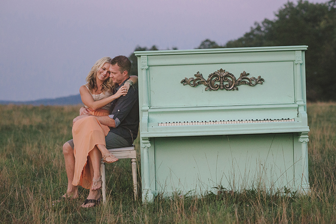rustic vintage engagement | Jessie Holloway
