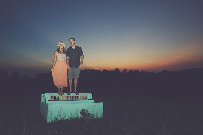 rustic vintage engagement | Jessie Holloway