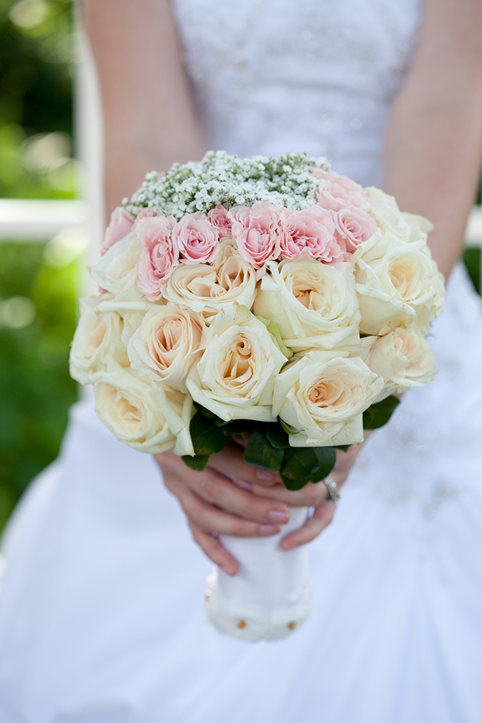 shabby chic wedding | Carrie Wildes Photography