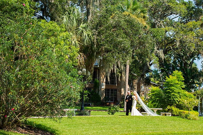 vintage glam wedding | Mark Dickinson