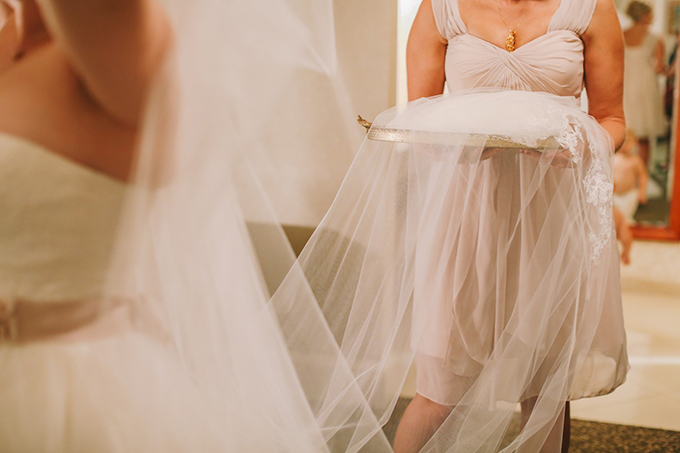 classic neutrals wedding | Rabiah Khwaja Gohar Photographer