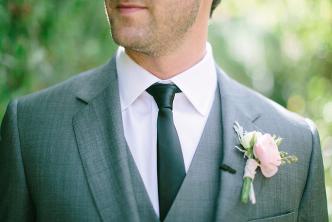 pink and gray vintage wedding | Troy Grover Photographers