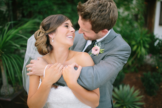 pink and gray vintage wedding | Troy Grover Photographers