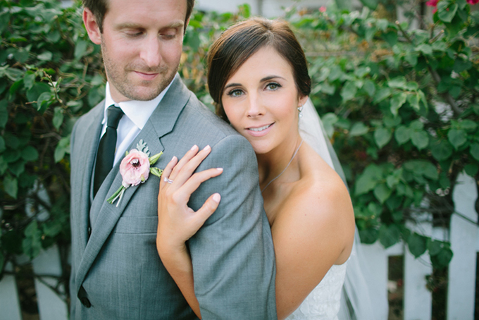 pink and gray vintage wedding | Troy Grover Photographers