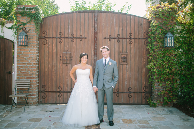 pink and gray vintage wedding | Troy Grover Photographers