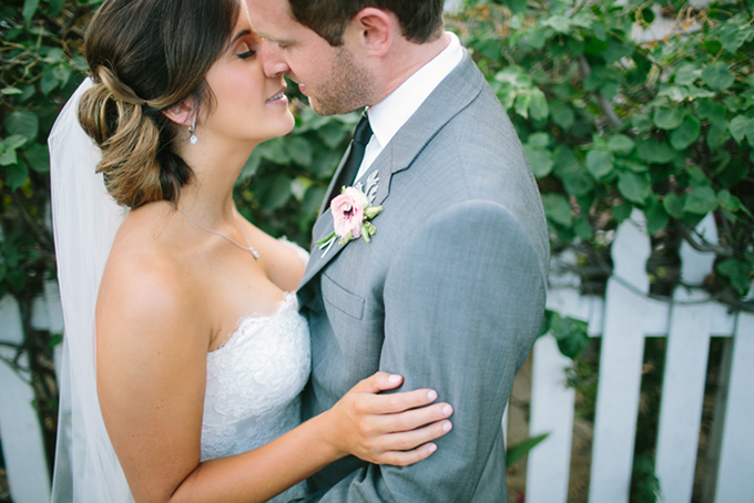 pink and gray vintage wedding | Troy Grover Photographers