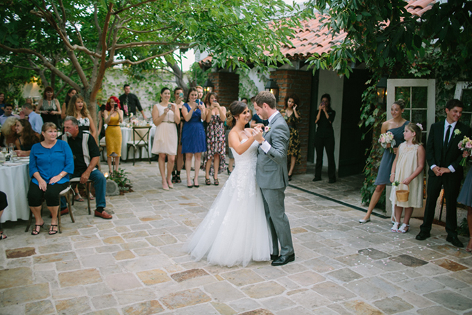 pink and gray vintage wedding | Troy Grover Photographers