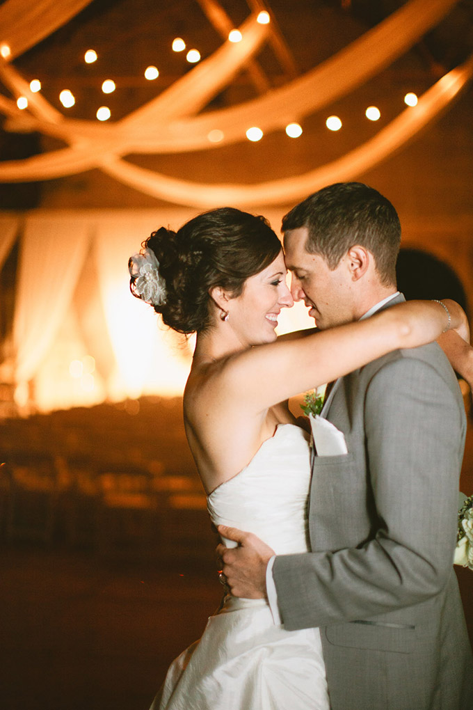 red fall wedding | Luke and Cat Photography