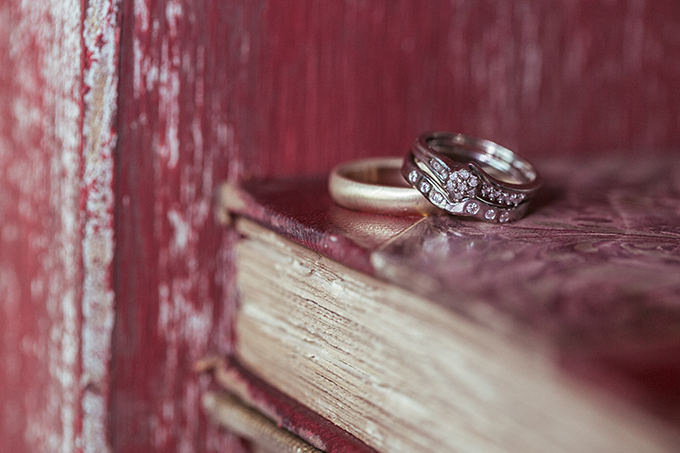 eclectic purple wedding | Sarah Tew Photography