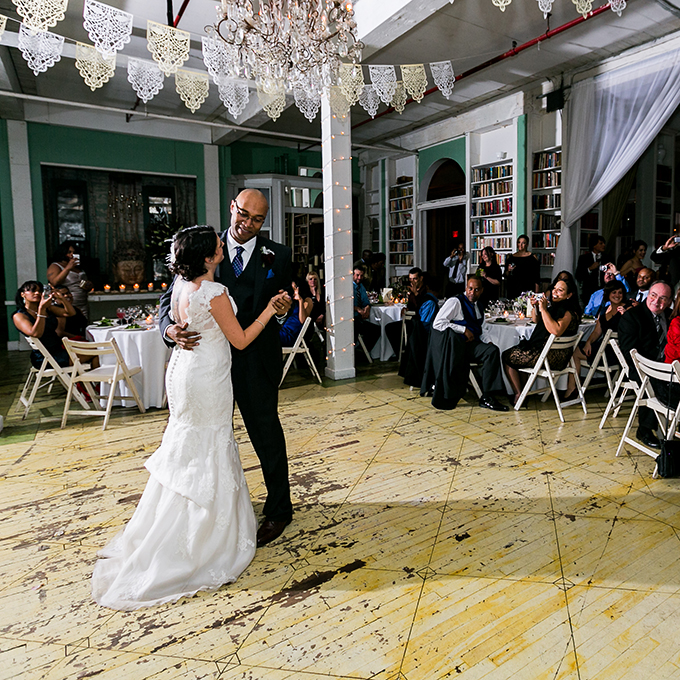 eclectic purple wedding | Sarah Tew Photography