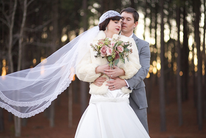 Great Gatsby winter wedding inspiration | Live View Studios