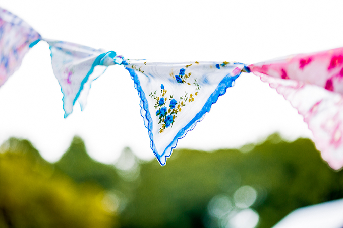 colorful DIY wedding | Meet the Burks