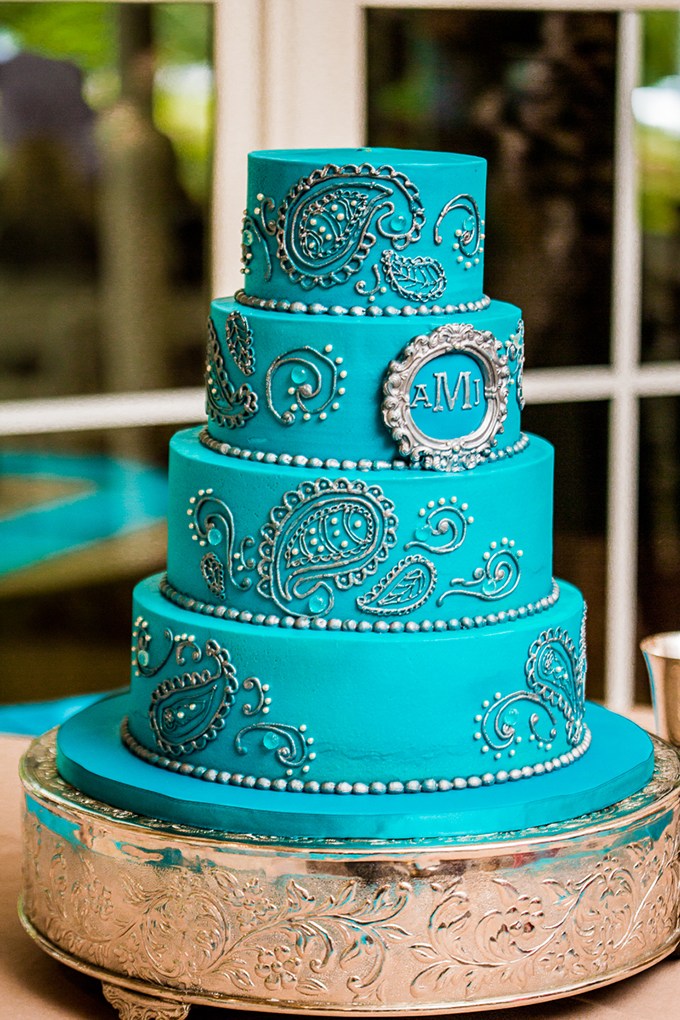 colorful DIY wedding | Meet the Burks