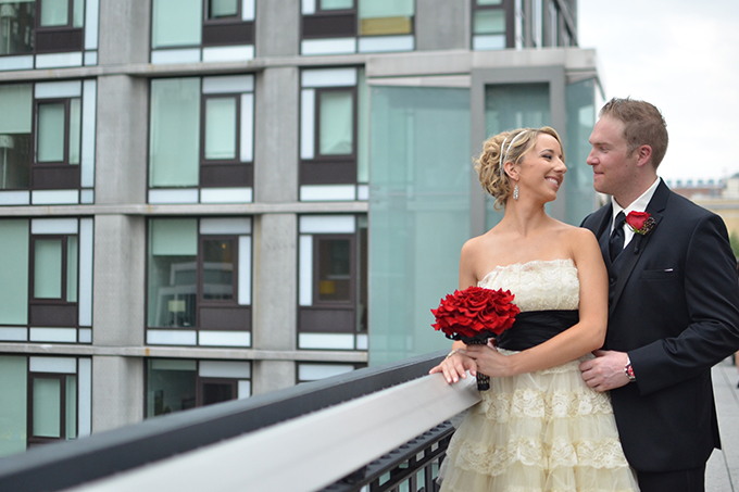 red and black NYC wedding | Jessica Schmitt Photography
