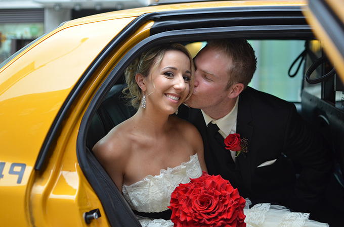 red and black NYC wedding | Jessica Schmitt Photography