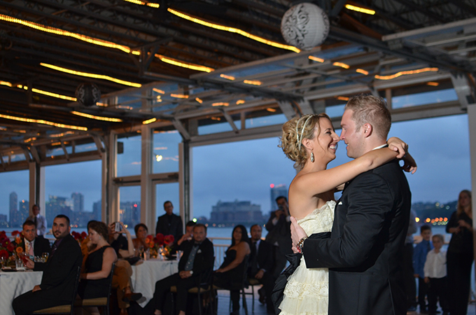 red and black NYC wedding | Jessica Schmitt Photography