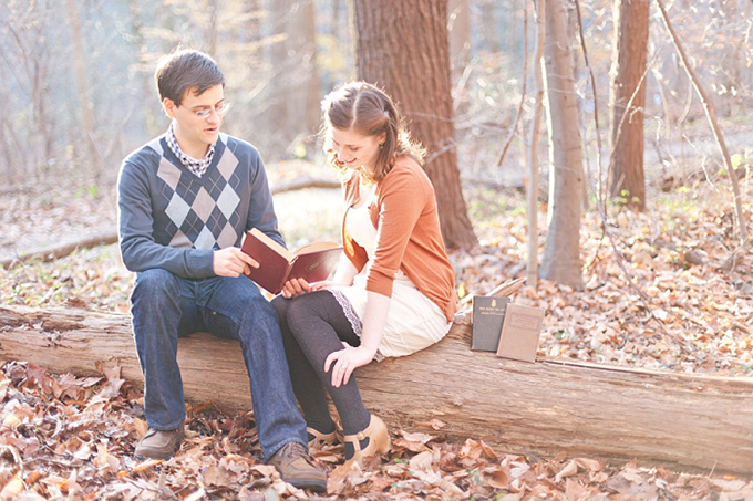 vintage books and swing dancing engagement session | Cassi Claire