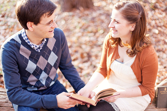 vintage books and swing dancing engagement session | Cassi Claire