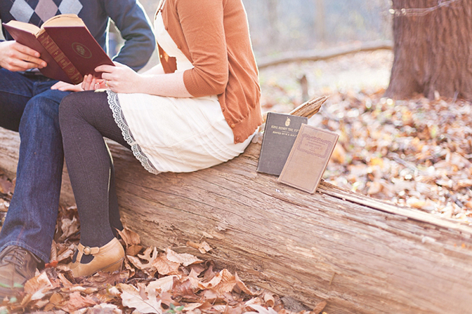 vintage books and swing dancing engagement session | Cassi Claire