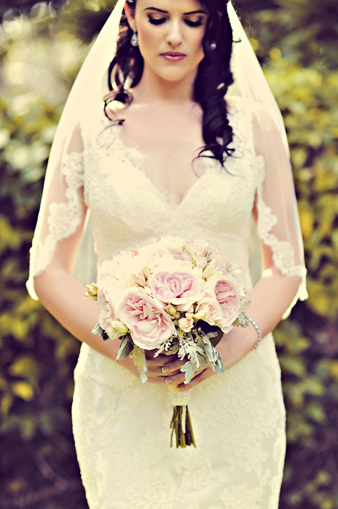 Vintage Pink Hawaii Wedding Glamour Grace Blush Bouquet Tamiz Photography
