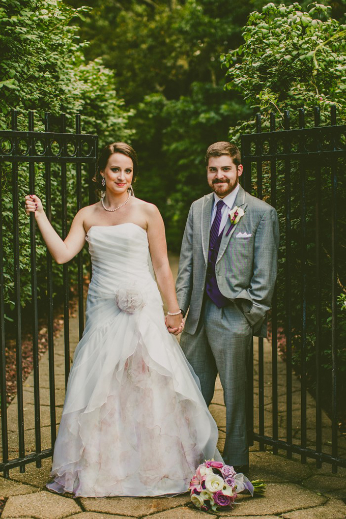 Beatles themed aviary wedding | Carolyn Scott Photography | Glamour & Grace